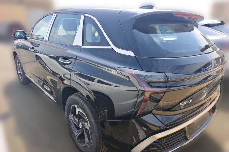 Used Hongqi HS3 2025 Model 1.5T Zhiwei Edition Exterior 2