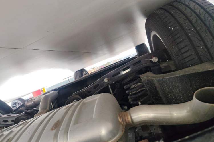 Used Hongqi HS3 PHEV 2024 PHEV 115km Jingwei Edition Chassis Rear