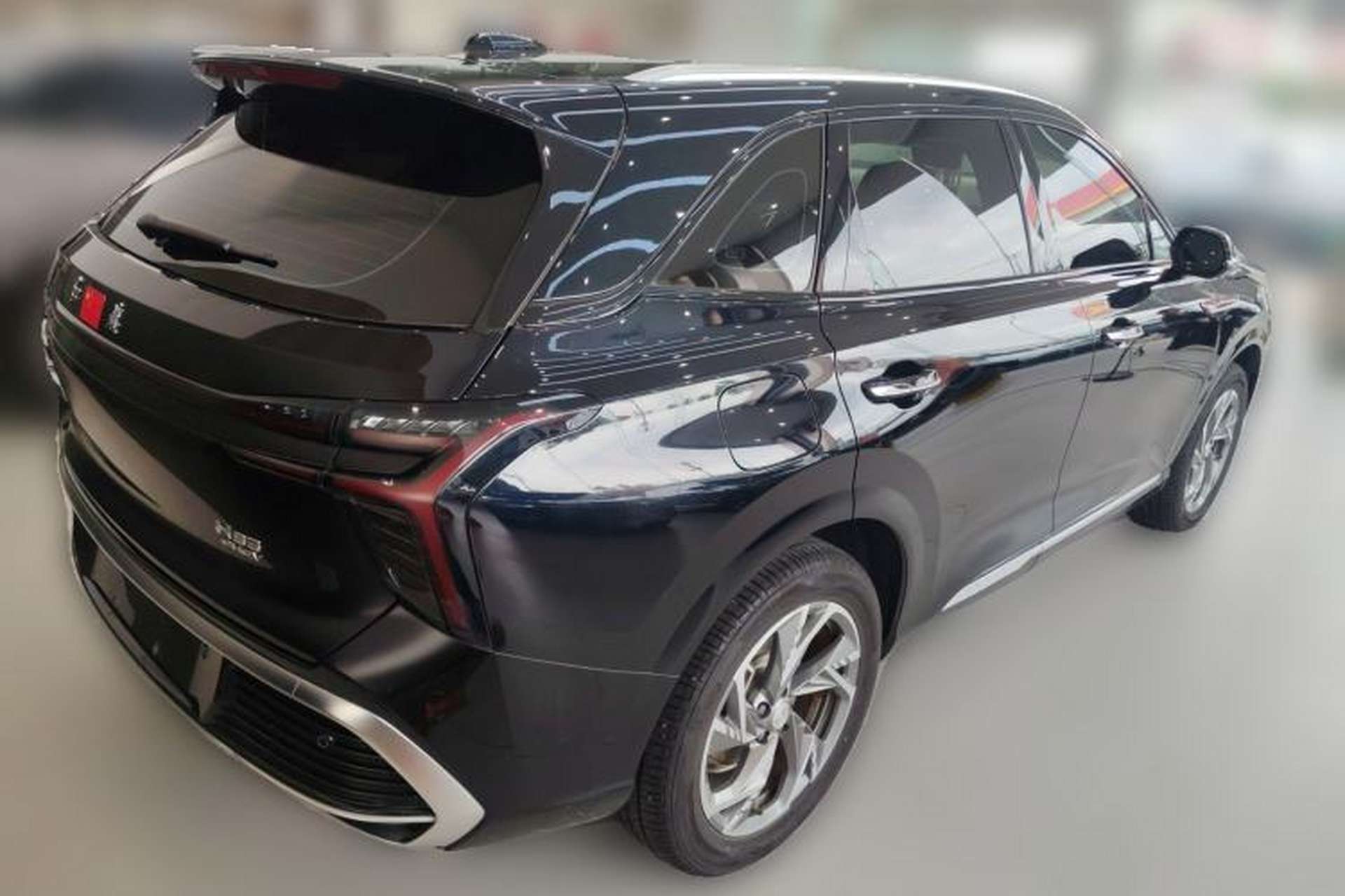 Used Hongqi HS3 PHEV 2024 PHEV 115km Jingwei Edition Rear Right 45 Deg