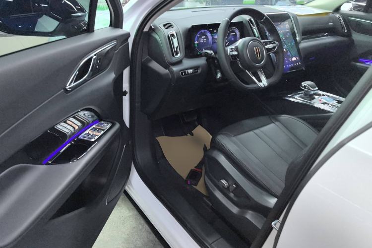 Used Hongqi HS3 PHEV 2024 PHEV 115km Jingwei Edition Driver Seat