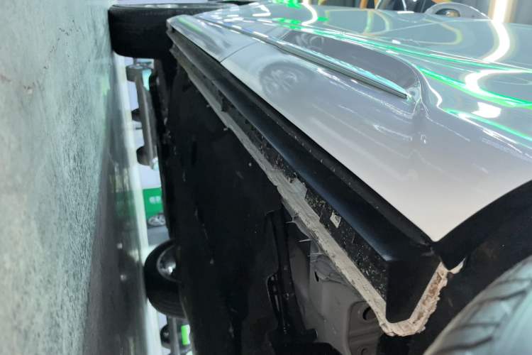 Used Hongqi HS3 PHEV 2024 PHEV 115km Jingwei Edition Left Side Sill