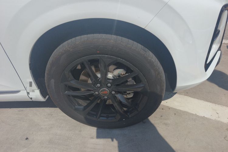Used Hongqi HS3 PHEV 2025 Model PHEV 117km Jingwei PLUS Edition Right Front Wheel Hub