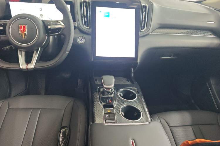 Used Hongqi HS3 PHEV 2024 PHEV 115km Jingwei Edition Audio And AC Panel
