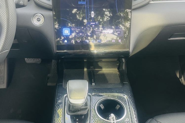 Used Hongqi HS3 PHEV 2024 PHEV 115km Jingwei Edition Audio And AC Panel