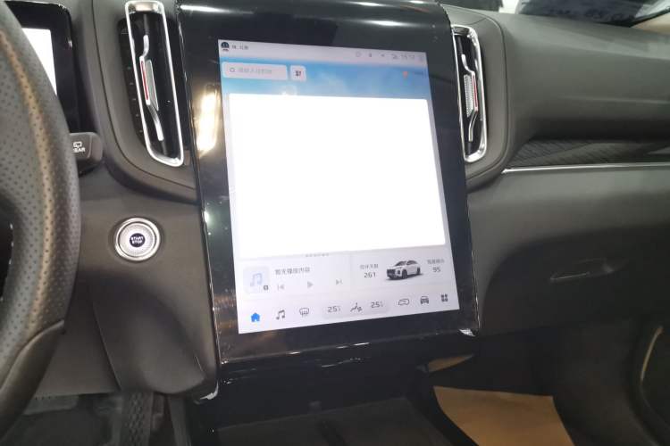 Used Hongqi HS3 PHEV 2024 PHEV 115km Jingwei Edition Audio And AC Panel