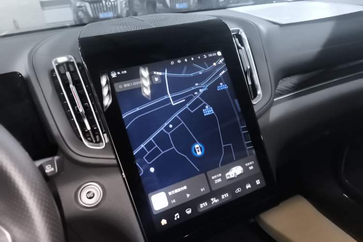 Used Hongqi HS3 PHEV 2024 PHEV 115km Jingwei Edition Audio And AC Panel