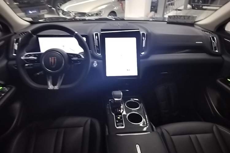 Used Hongqi HS3 PHEV 2024 PHEV 115km Jingwei Edition Center Console