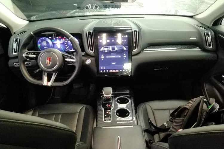 Used Hongqi HS3 PHEV 2024 PHEV 115km Jingwei Edition Center Console