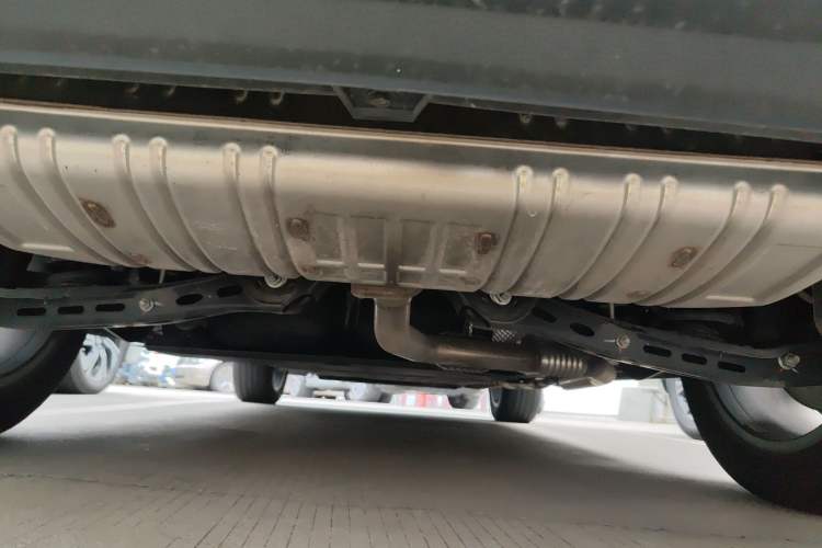 Used Hongqi HS3 PHEV 2024 PHEV 115km Jingwei Edition Chassis Rear