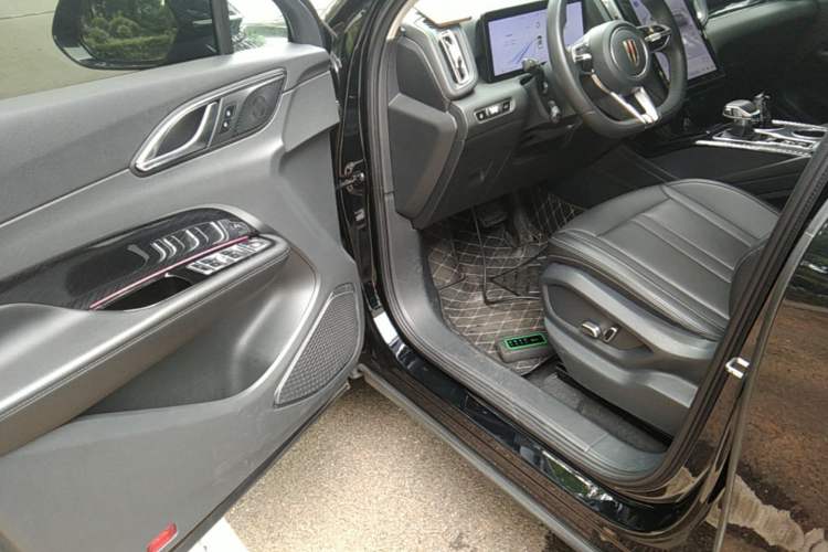 Used Hongqi HS3 PHEV 2024 PHEV 115km Jingwei Edition Driver Seat