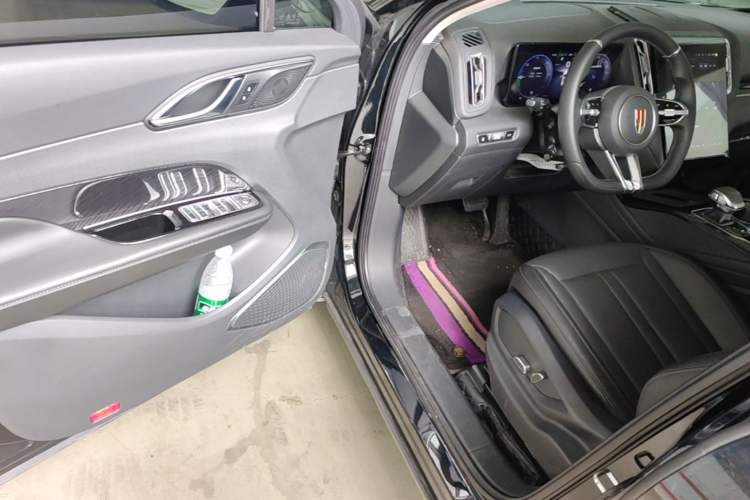 Used Hongqi HS3 PHEV 2024 PHEV 115km Jingwei Edition Driver Seat