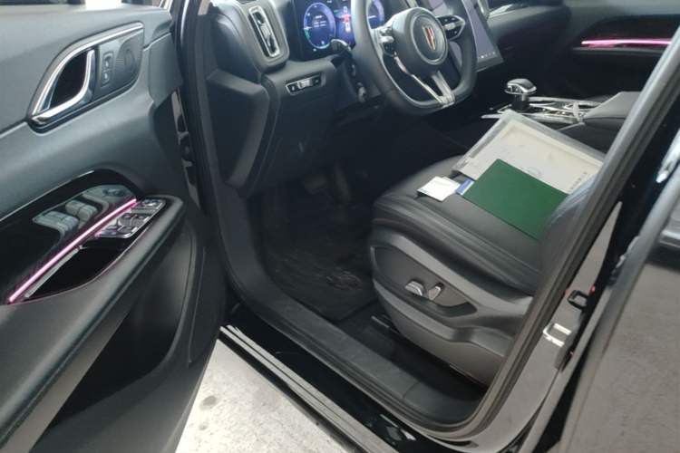 Used Hongqi HS3 PHEV 2024 PHEV 115km Jingwei Edition Driver Seat