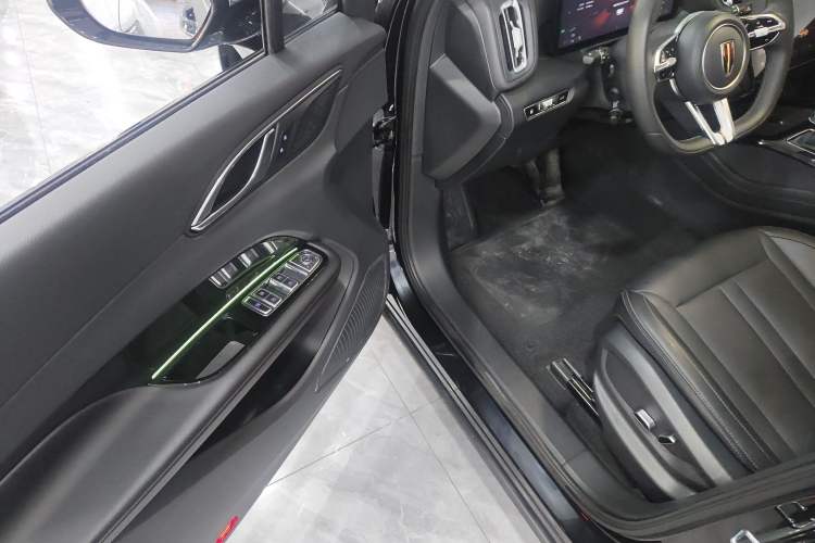 Used Hongqi HS3 PHEV 2024 PHEV 115km Jingwei Edition Driver Seat