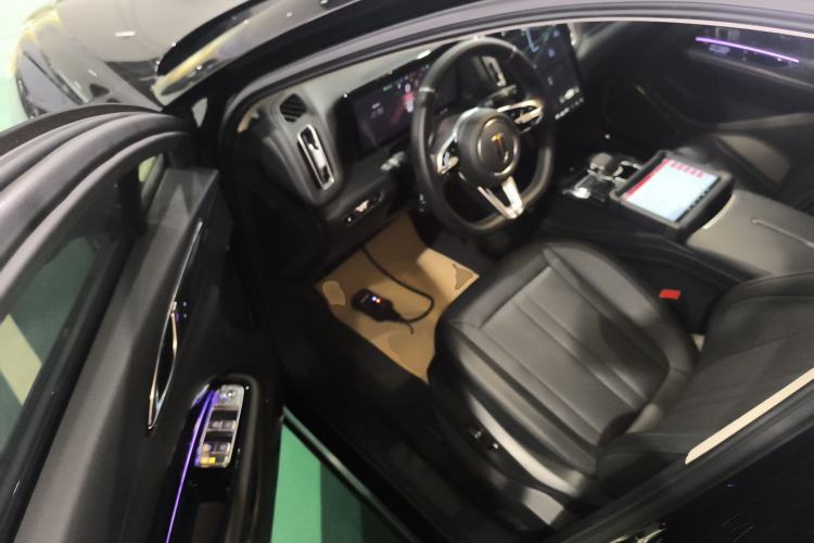 Used Hongqi HS3 PHEV 2024 PHEV 115km Jingwei Edition Driver Seat