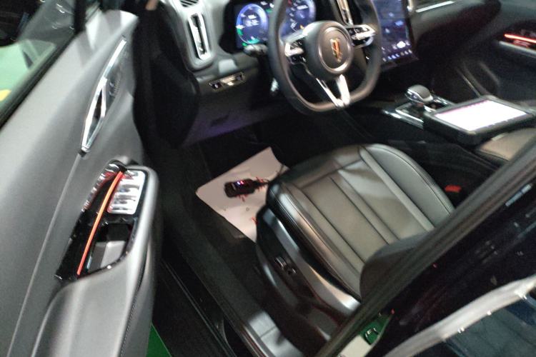 Used Hongqi HS3 PHEV 2024 PHEV 115km Jingwei Edition Driver Seat