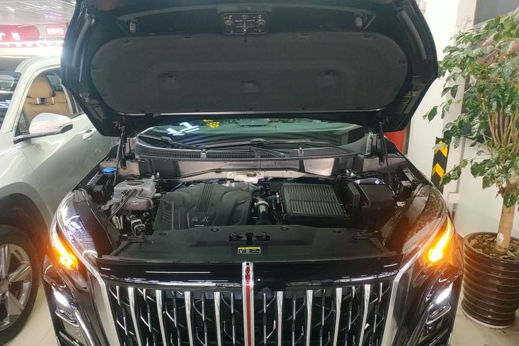 Used Hongqi HS3 PHEV  Engine Bay