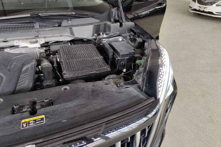 Used Hongqi HS3 PHEV 2024 PHEV 115km Jingwei Edition Engine Bay Left