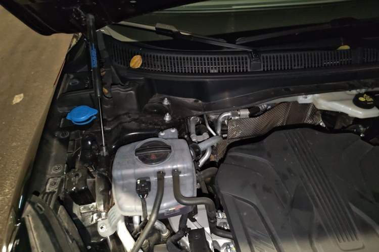 Used Hongqi HS3 PHEV 2024 PHEV 115km Jingwei Edition Engine Bay Right