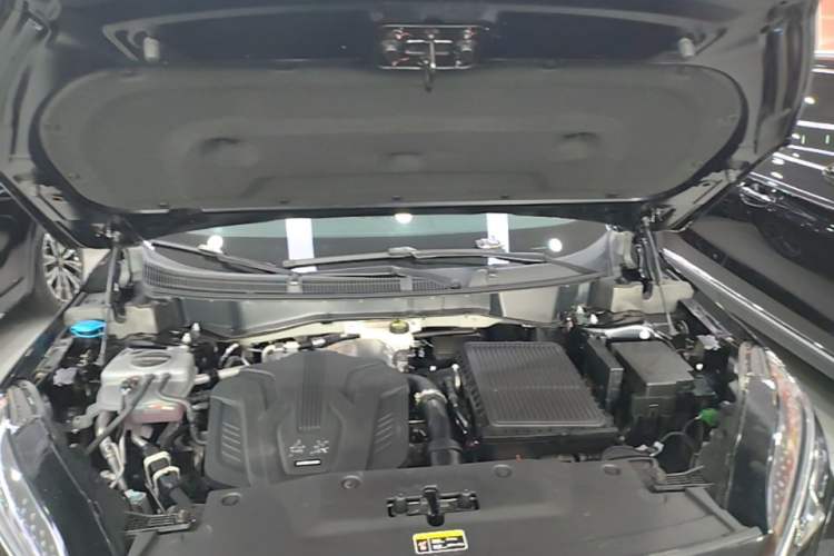 Used Hongqi HS3 PHEV 2024 PHEV 115km Jingwei Edition Engine Bay