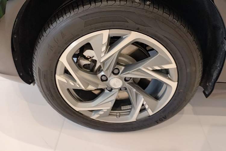 Used Hongqi HS3 PHEV 2024 PHEV 115km Jingwei Edition Exterior 4