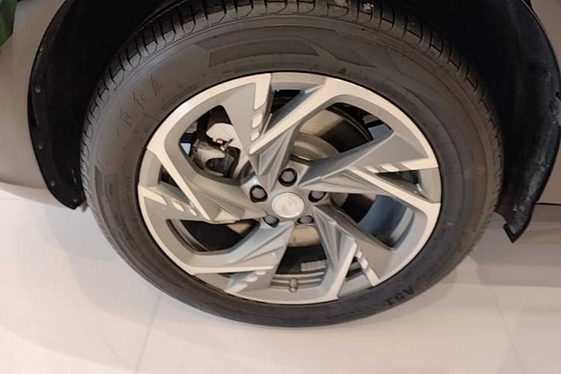 Used Hongqi HS3 PHEV 2024 PHEV 115km Jingwei Edition Exterior 4