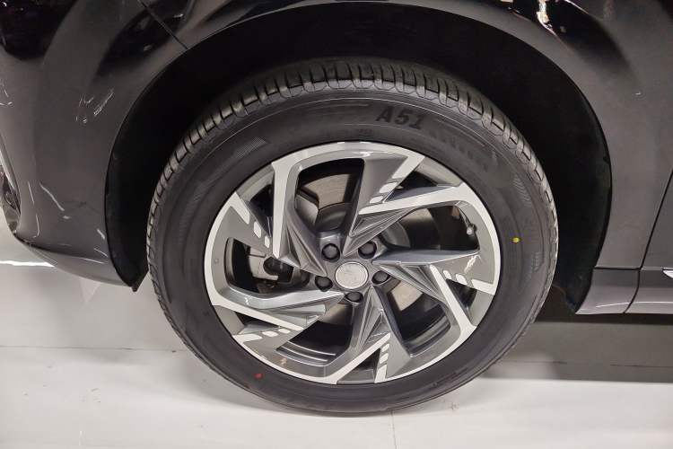 Used Hongqi HS3 PHEV 2024 PHEV 115km Jingwei Edition Exterior 4
