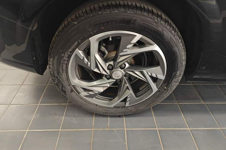 Used Hongqi HS3 PHEV 2024 PHEV 115km Jingwei Edition Exterior 5