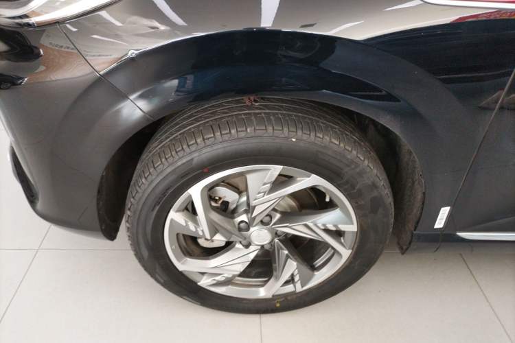 Used Hongqi HS3 PHEV 2024 PHEV 115km Jingwei Edition Exterior 7