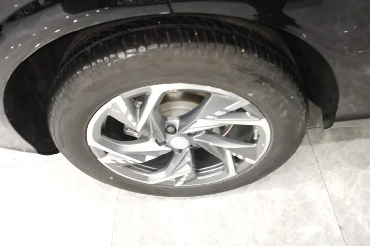Used Hongqi HS3 PHEV 2024 PHEV 115km Jingwei Edition Exterior 8
