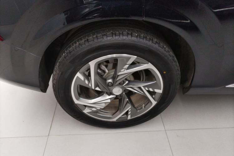 Used Hongqi HS3 PHEV 2024 PHEV 115km Jingwei Edition Exterior 8