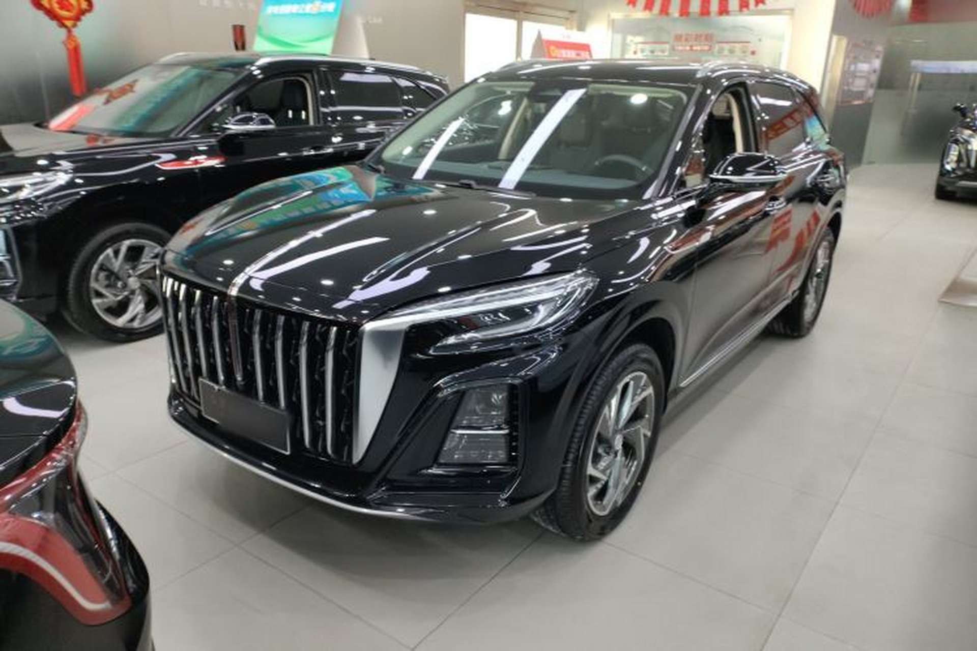 Used Hongqi HS3 PHEV 2024 PHEV 115km Jingwei Edition Front Left 45 Deg