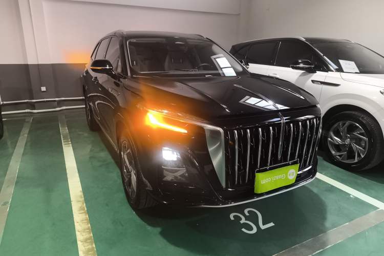 Used Hongqi HS3 PHEV 2024 PHEV 115km Jingwei Edition Front Right 45 Deg