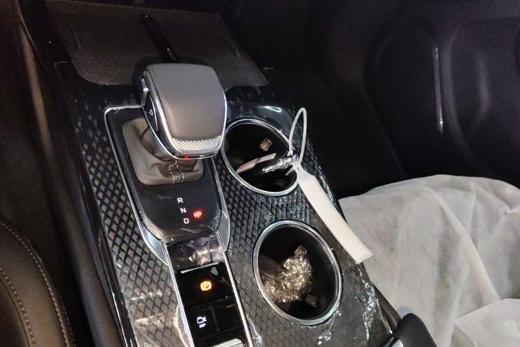 Used Hongqi HS3 PHEV 2024 PHEV 115km Jingwei Edition Gear Lever