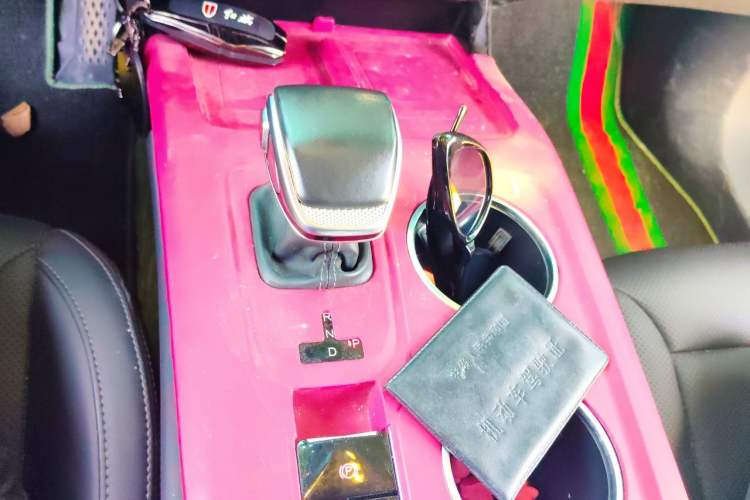 Used Hongqi HS3 PHEV 2024 PHEV 115km Jingwei Edition Gear Lever