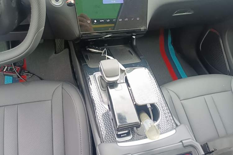 Used Hongqi HS3 PHEV 2024 PHEV 115km Jingwei Edition Gear Lever