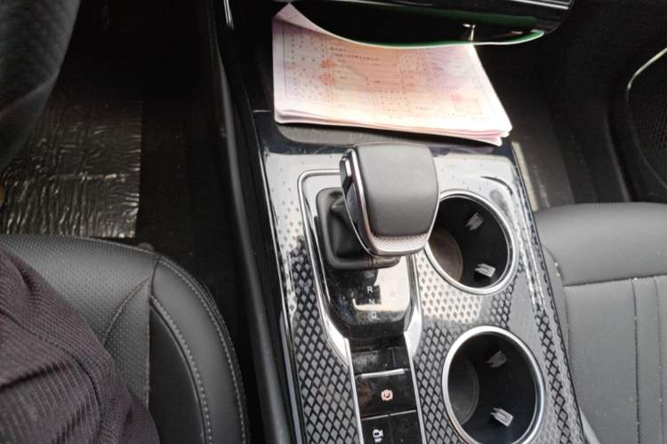 Used Hongqi HS3 PHEV 2024 PHEV 115km Jingwei Edition Gear Lever