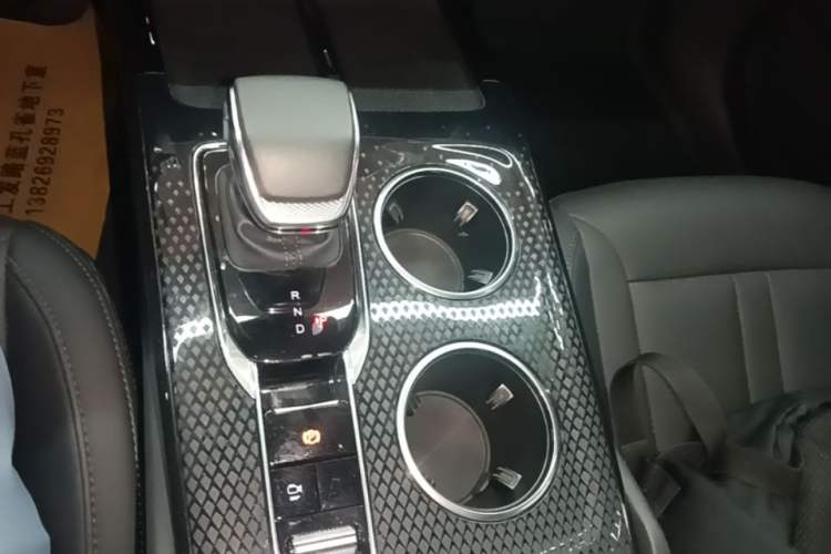 Used Hongqi HS3 PHEV 2024 PHEV 115km Jingwei Edition Gear Lever