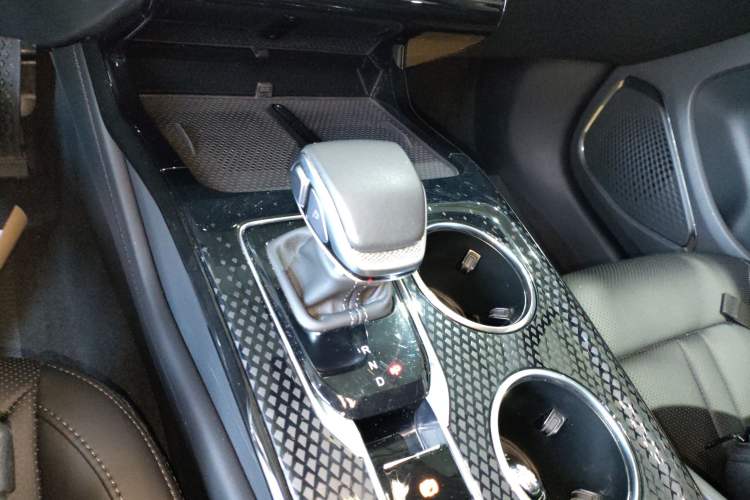 Used Hongqi HS3 PHEV 2024 PHEV 115km Jingwei Edition Gear Lever