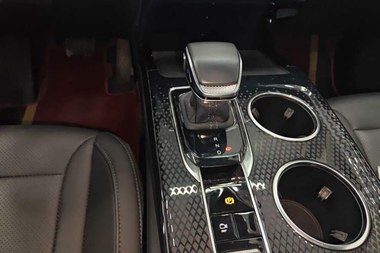 Used Hongqi HS3 PHEV 2024 PHEV 115km Jingwei Edition Gear Lever