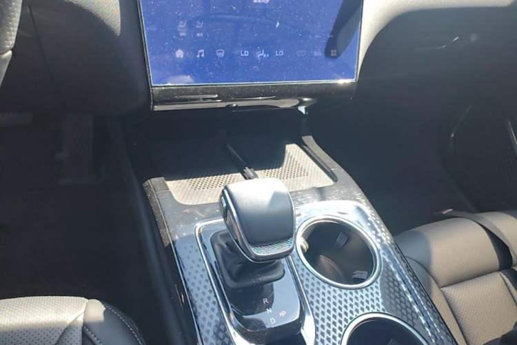 Used Hongqi HS3 PHEV 2024 PHEV 115km Jingwei Edition Gear Lever