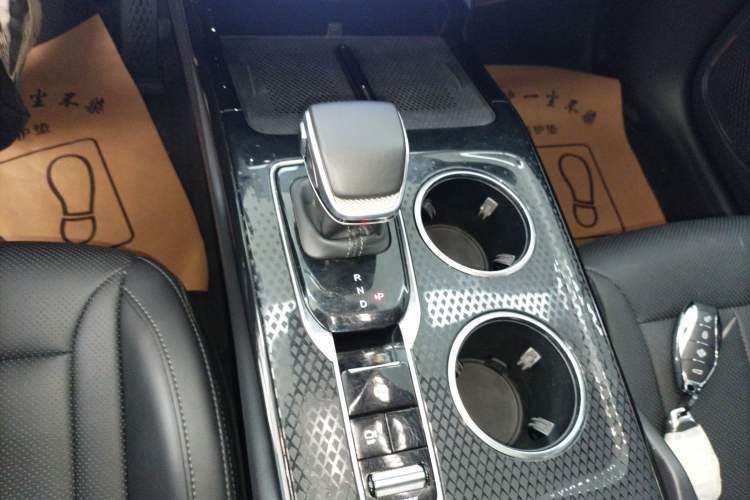 Used Hongqi HS3 PHEV 2024 PHEV 115km Jingwei Edition Gear Lever