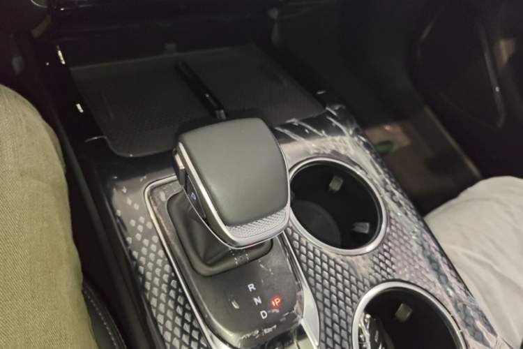 Used Hongqi HS3 PHEV 2024 PHEV 115km Jingwei Edition Gear Lever