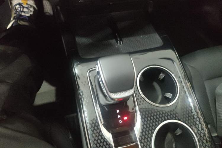 Used Hongqi HS3 PHEV 2024 PHEV 115km Jingwei Edition Gear Lever