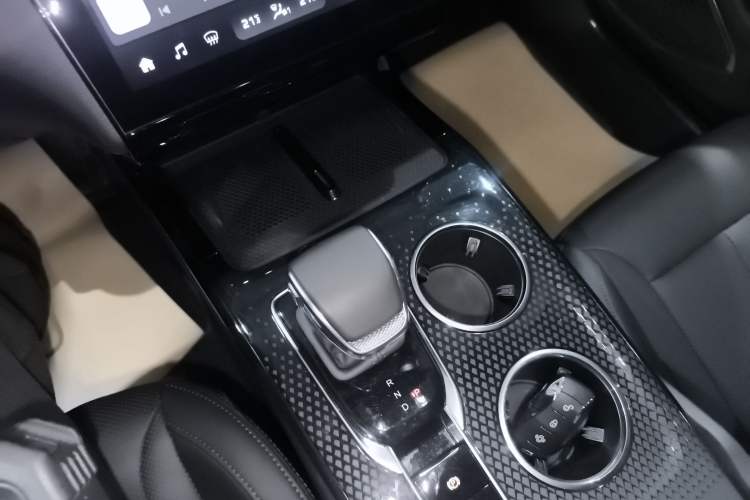 Used Hongqi HS3 PHEV 2024 PHEV 115km Jingwei Edition Gear Lever