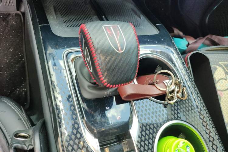 Used Hongqi HS3 PHEV 2024 PHEV 115km Jingwei Edition Gear Lever