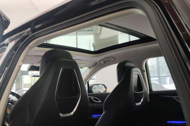 Used Hongqi HS3 PHEV 2024 PHEV 115km Jingwei Edition Headliner