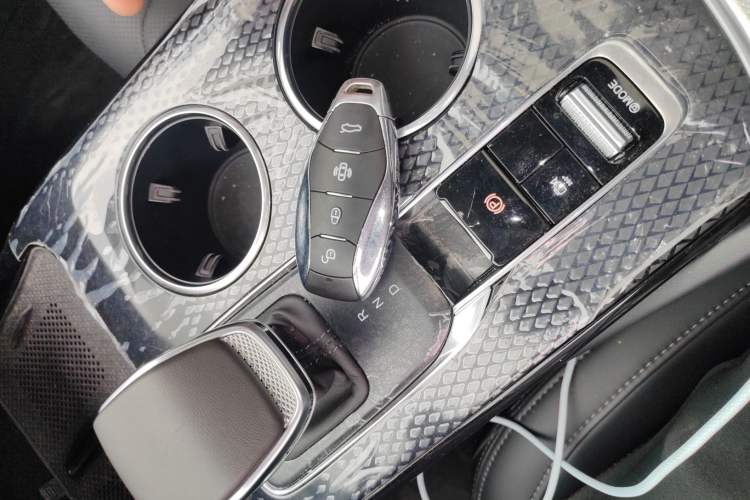 Used Hongqi HS3 PHEV 2024 PHEV 115km Jingwei Edition Interior 1