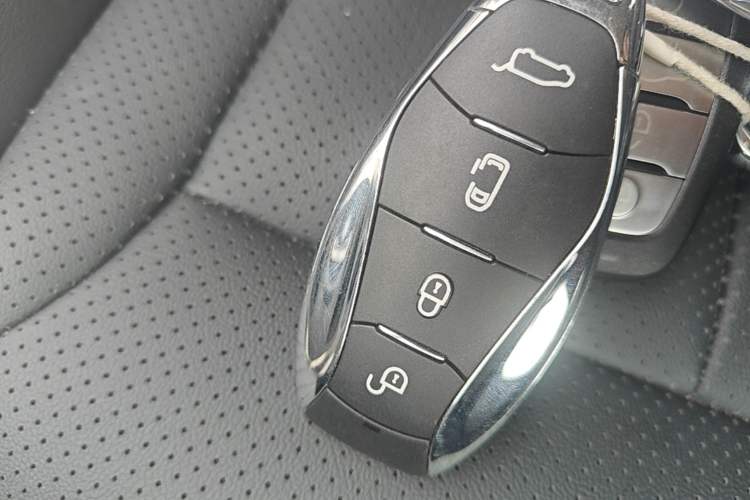Used Hongqi HS3 PHEV 2024 PHEV 115km Jingwei Edition Interior 1