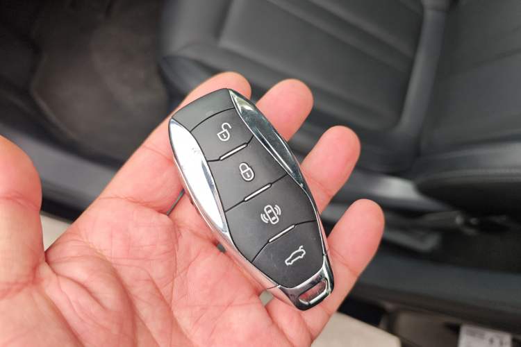 Used Hongqi HS3 PHEV 2024 PHEV 115km Jingwei Edition Interior 1