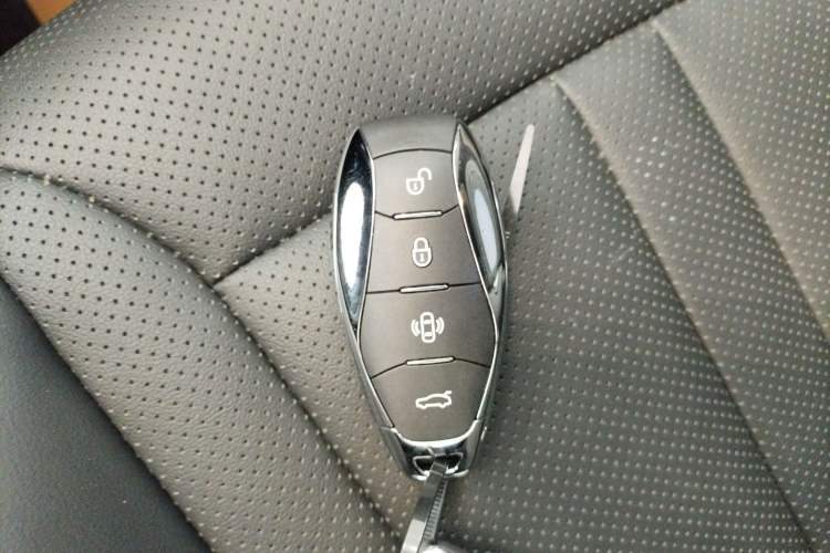 Used Hongqi HS3 PHEV 2024 PHEV 115km Jingwei Edition Interior 1